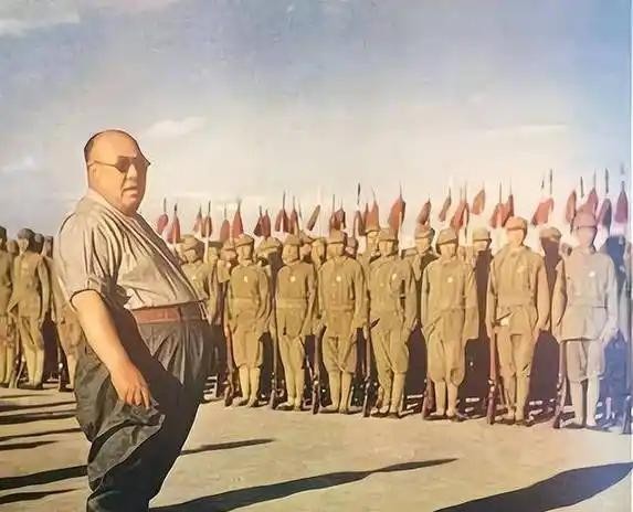 1949年5月，马鸿逵、马步芳谁来当西北军政长官，蒋介石难下决断，阎锡山说：“马