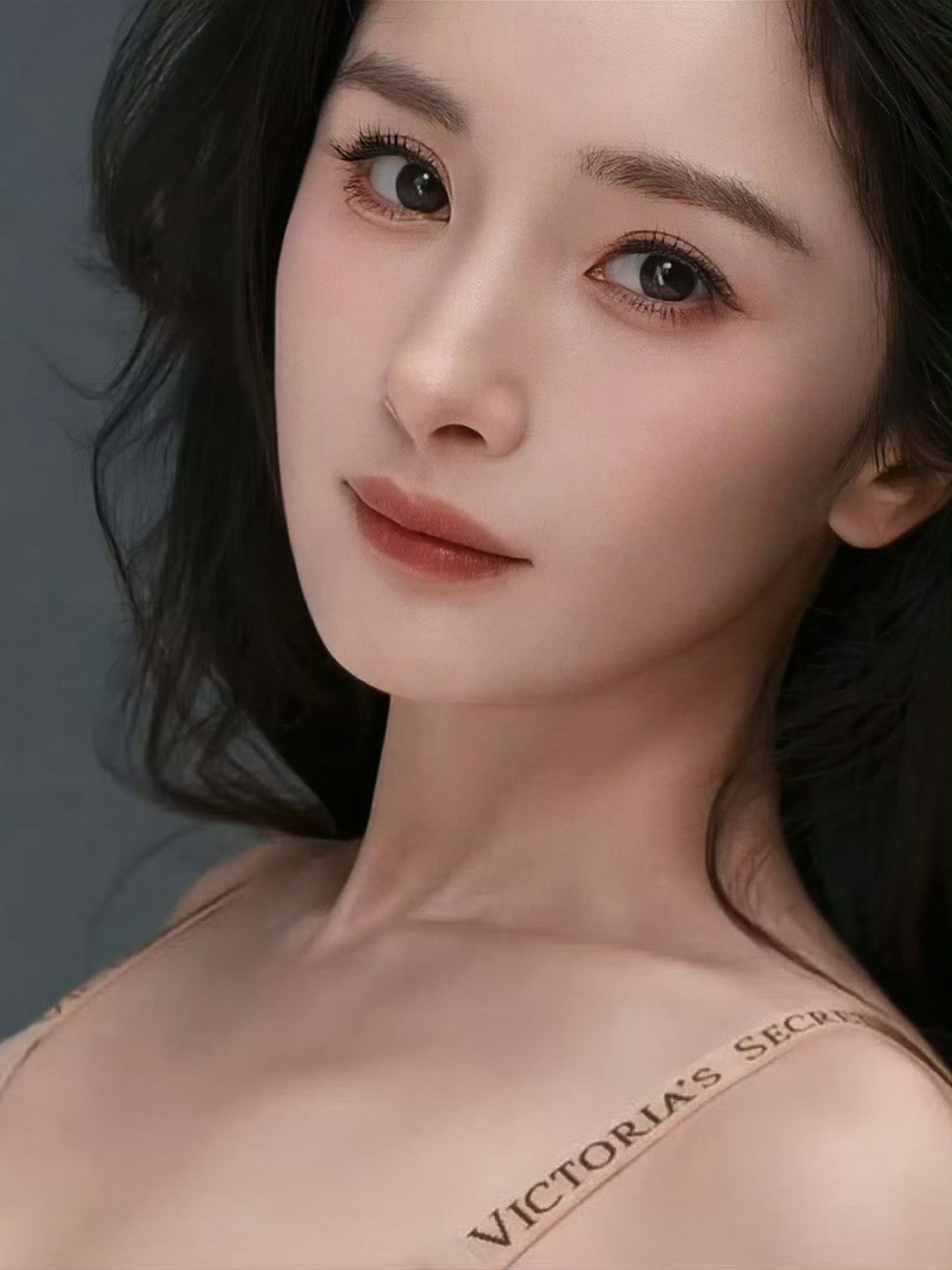 杨幂维密宣传照