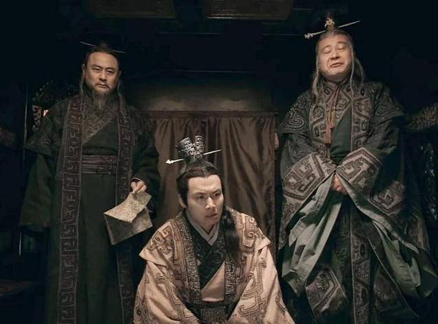 李斯身为丞相，又是公子扶苏的岳父，为何却甘愿与赵高合谋，不仅害死亲女婿扶苏，还力