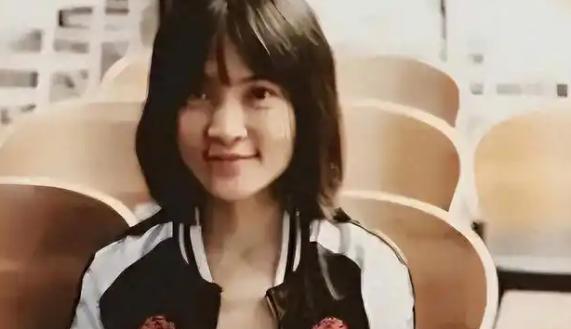 2023年，曾公开威胁“用核武打中国”的武汉大学985女硕士王懿，最终死于她一直