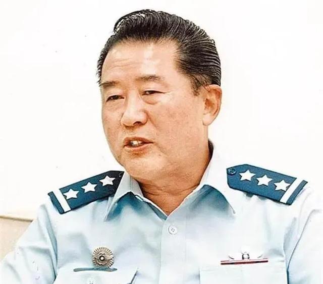 台湾原陆军司令，退役上将夏瀛洲曾说：日本和菲律宾在台湾东部海域划所谓的专属经济区