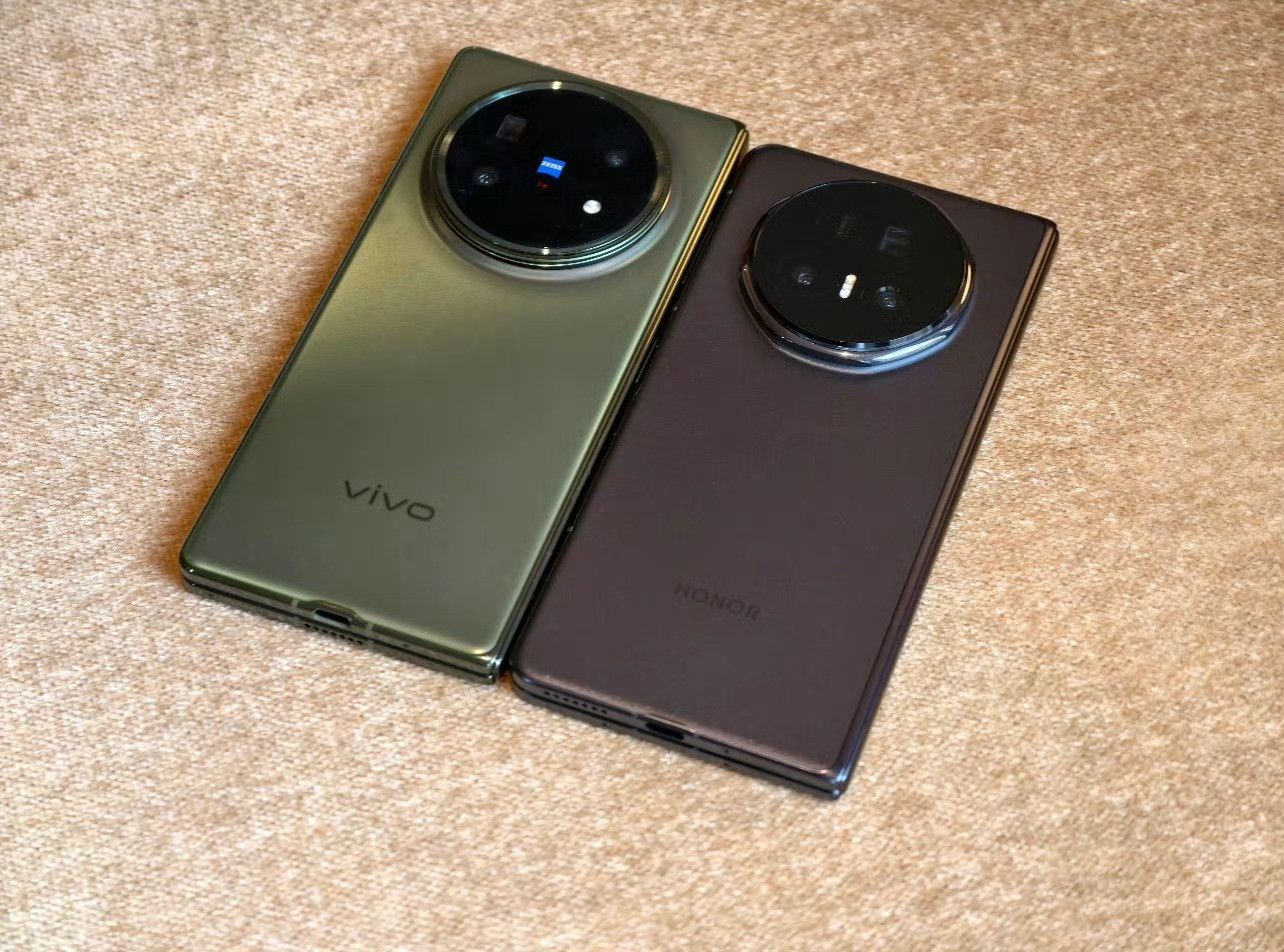 荣耀V5🆚vivoFold5两款折叠机真机实物多角度对比🧐​​​