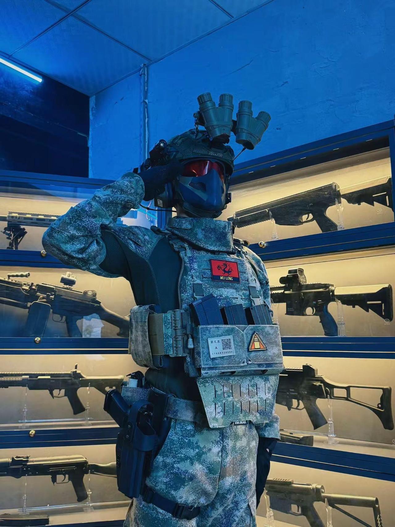 砰砰开门都是洲的人军装三角洲行动