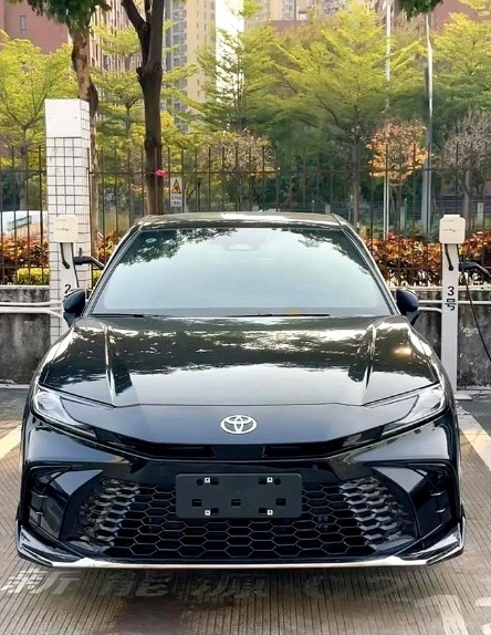 我刚做出纳的时候，账上少了400块，会计助理骂我要我找，我实在找不出来自己贴了，