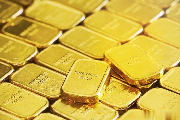国际金价连续下跌创三个月新低, 美元走强与降息延迟预期双重施压
