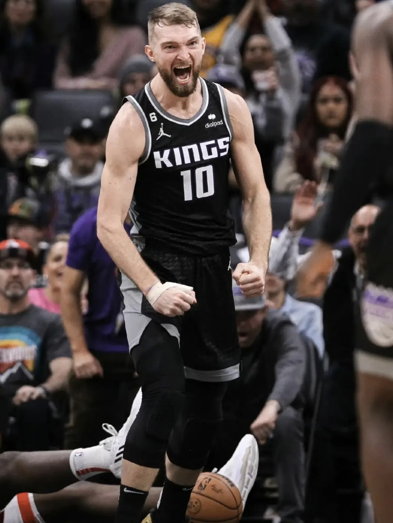 差点全军覆没，NBA历史第一次！！！除得分王外，篮板王、助攻王、抢断王和盖帽王都
