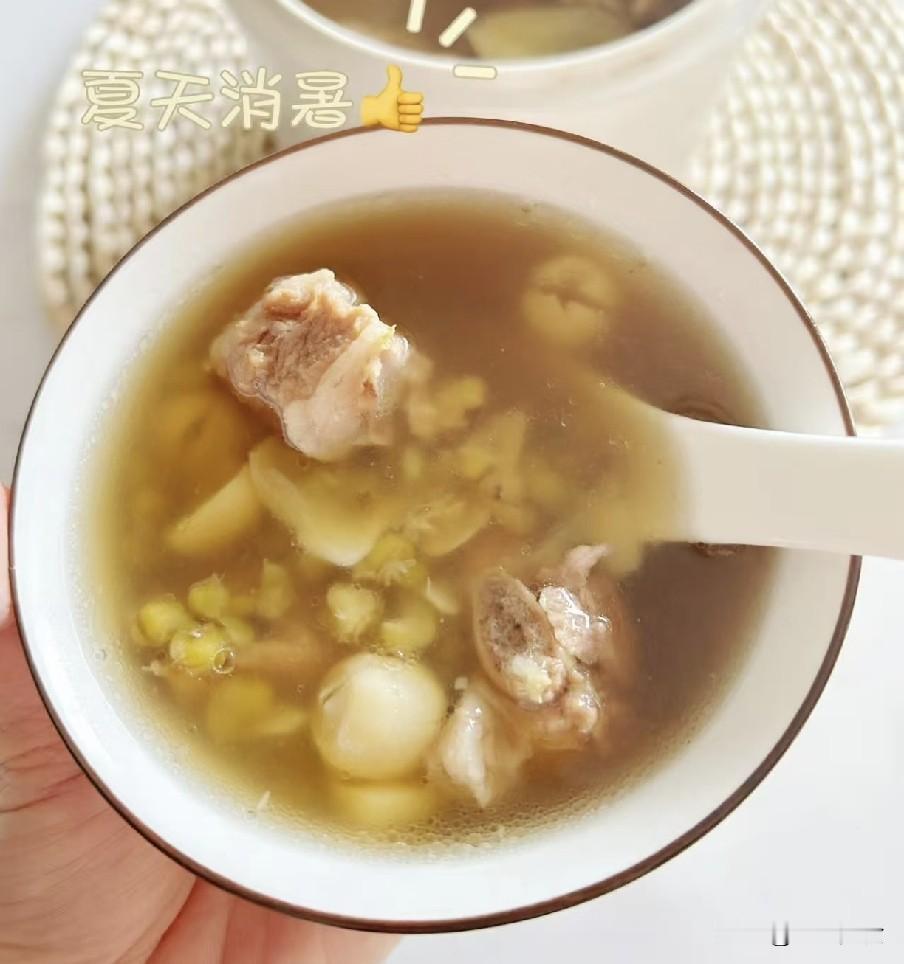 夏天，三个豆子一起煮，身子清爽胃口好，睡得安稳，轻松度夏入夏后潮热黏腻，人常胃