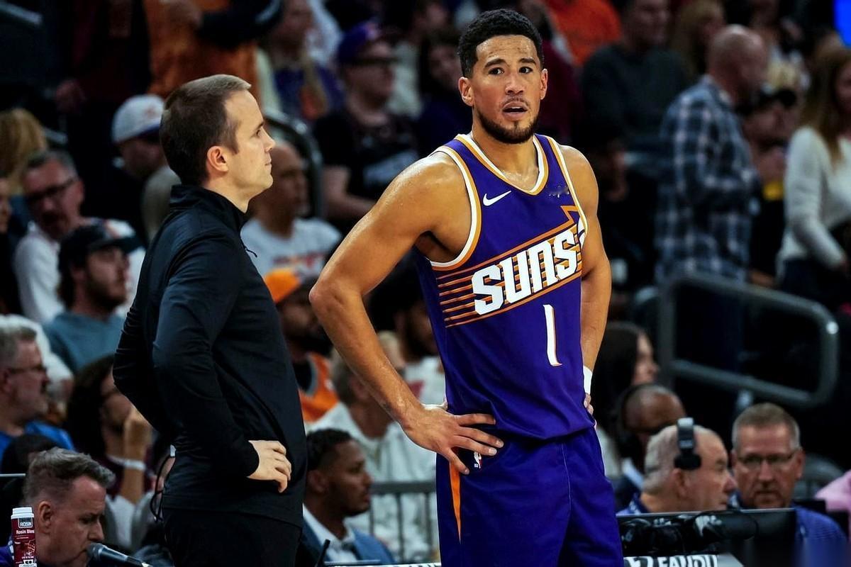 太阳队管理层的办公室里，估计正对着一份合同发呆。一份未来五年，超过3个亿的超级