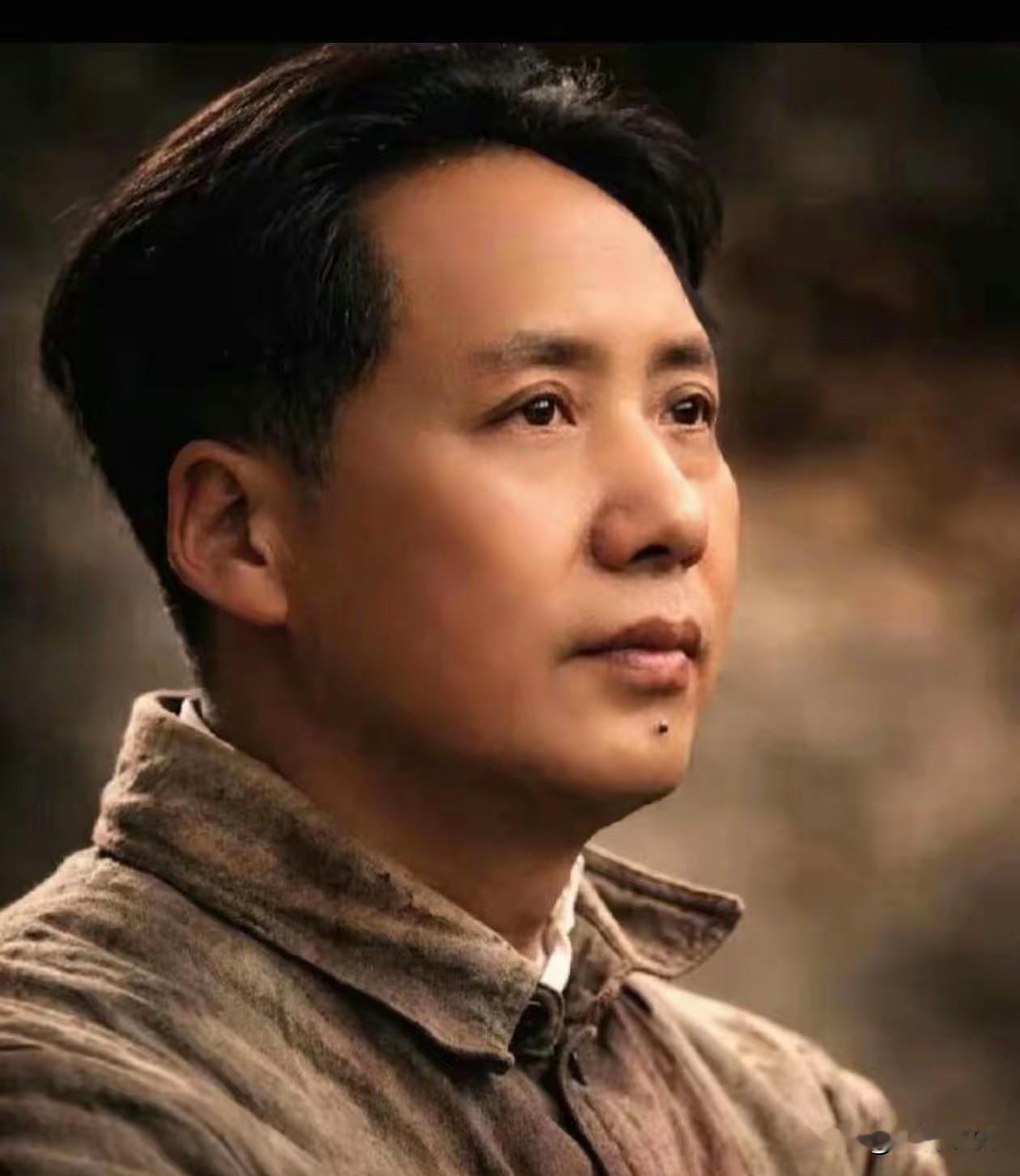 从三十万打的只剩下三万的危险境地，这也是集体的“智慧”吗！还是这个集体在毛主席领