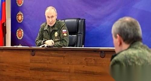 我看到这数字，后背都凉了。31个营，乌军正儿八经的番号部队，被围了。你猜多少人