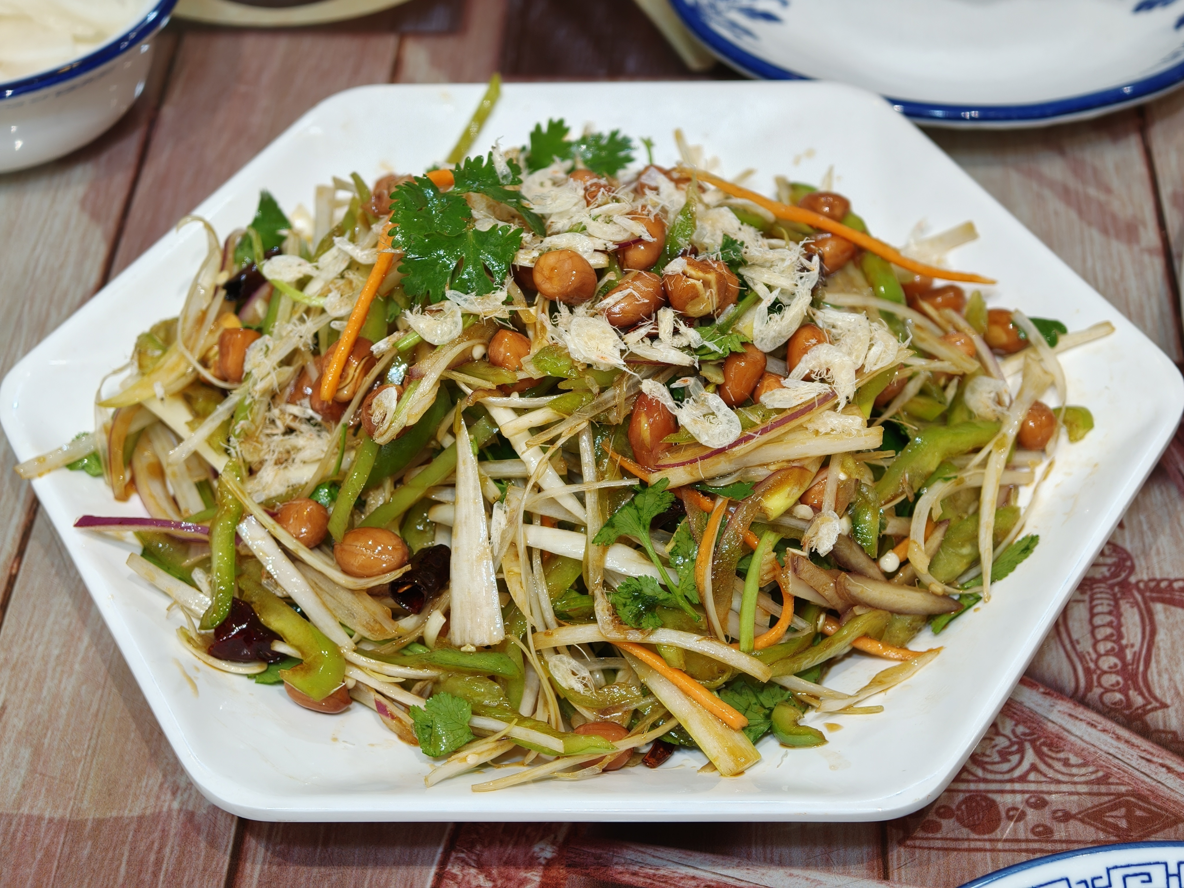 都吃了吗？今天中午吃锅包又