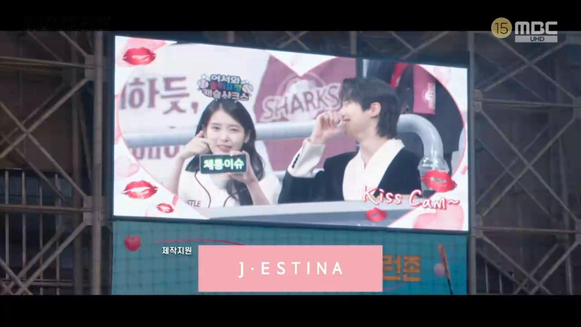 21世纪大君夫人第4集预告两个人去看棒球，被大屏幕捕捉到需要kiss！因为尚宫