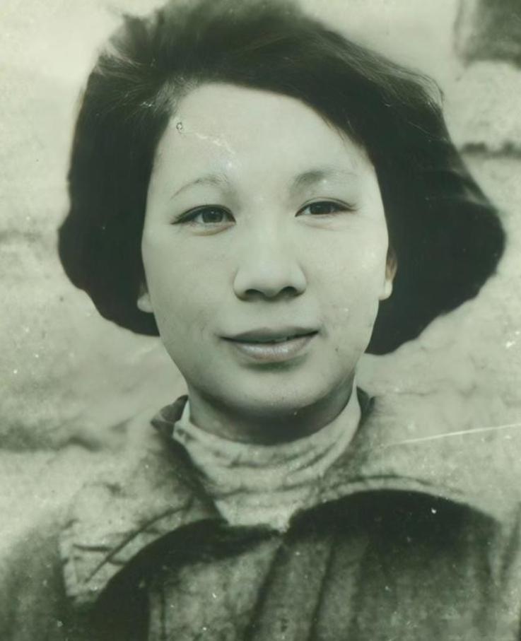 1949年11月27日夜，重庆解放前夕，国民党特务在渣滓洞监狱展开血腥大屠杀。特