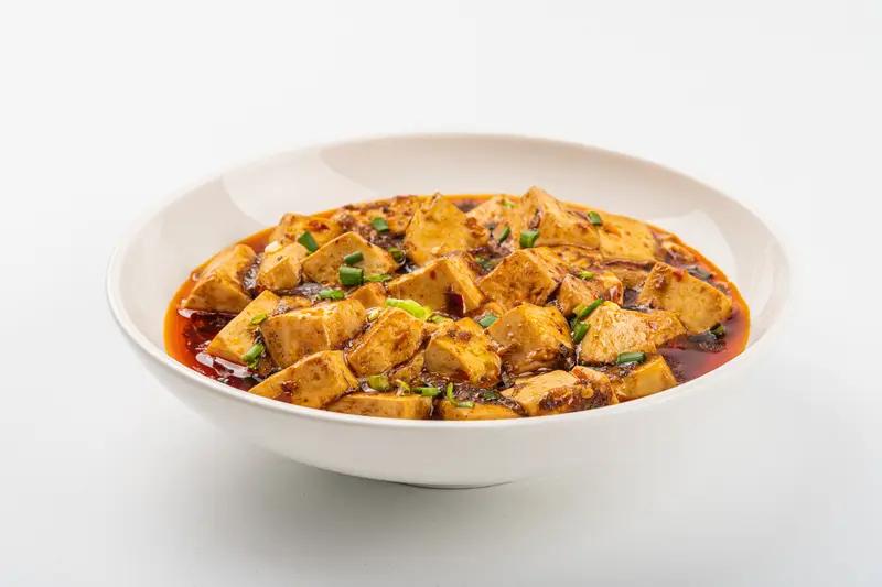 晒出我的今日美食！今天必须晒一晒我做的麻辣豆腐，那香味简直让人陶醉！我做麻辣豆