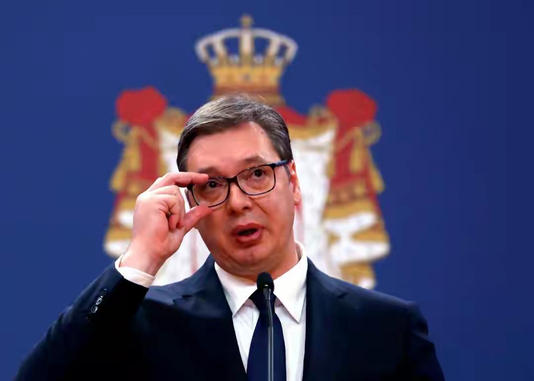 幸亏中国导弹先到一步，武契奇对全世界摊幸亏中国导弹先到一步，武契奇对全世界摊牌：