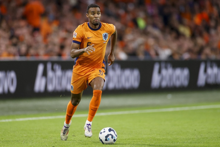 前国脚: 踢非顶级球队时荷兰队总懈怠, 没有创造力还放任对手跑动