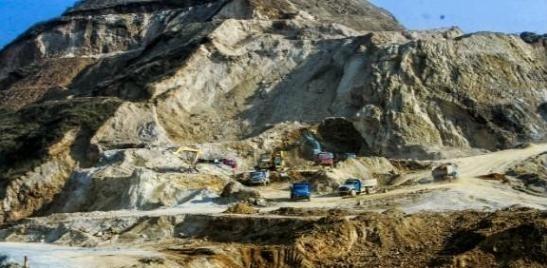 土耳其发现超6亿吨稀土矿，瞬间觉得自己手握“王炸”，扭头就找中国：你出技术，我出