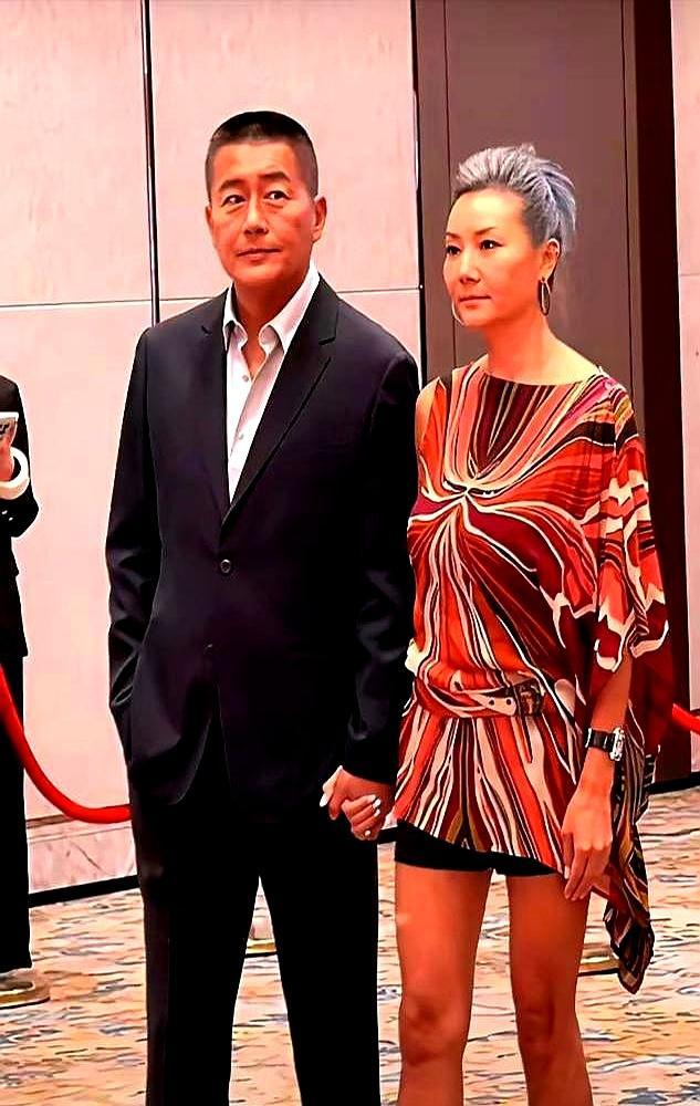 娱乐圈最体面的离婚，还得是高曙光和江珊。俩人当年因戏生情结婚，生女取名高亦