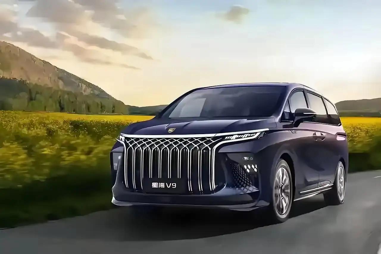 让豪华MPV走进千家万户！东风风行星海V9又放大招了，推出了置换后14.99万元