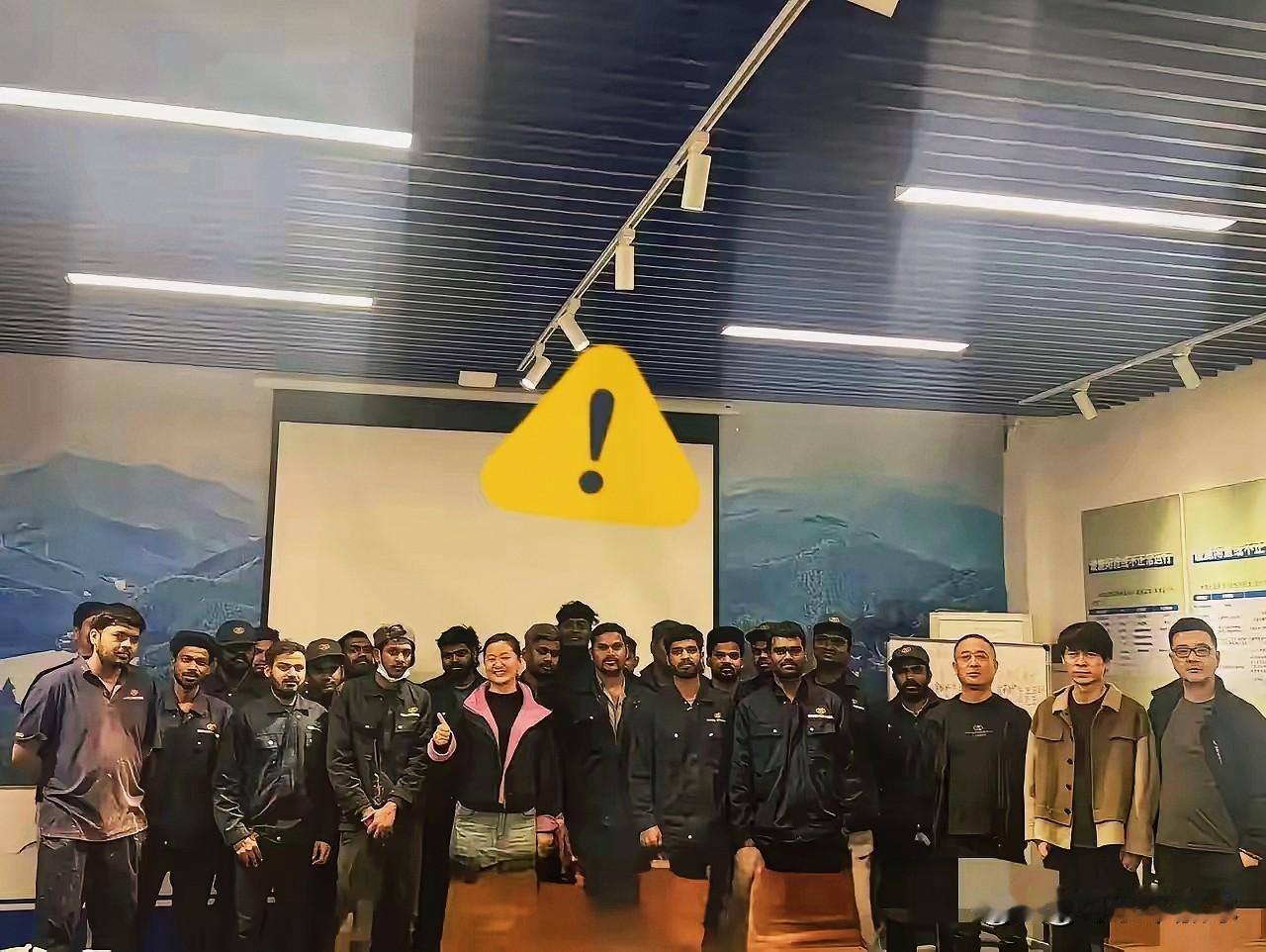 上海张江这事儿，看得我直冒冷汗。芯片公司老板为了撑门面，高薪请来个外籍“大神