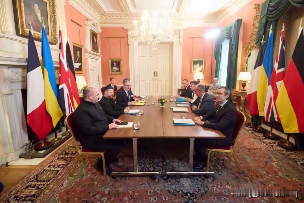 走到普京面前了？美国不是自愿要从乌克兰战争的问题上撤离，而实在是用尽百般手段，