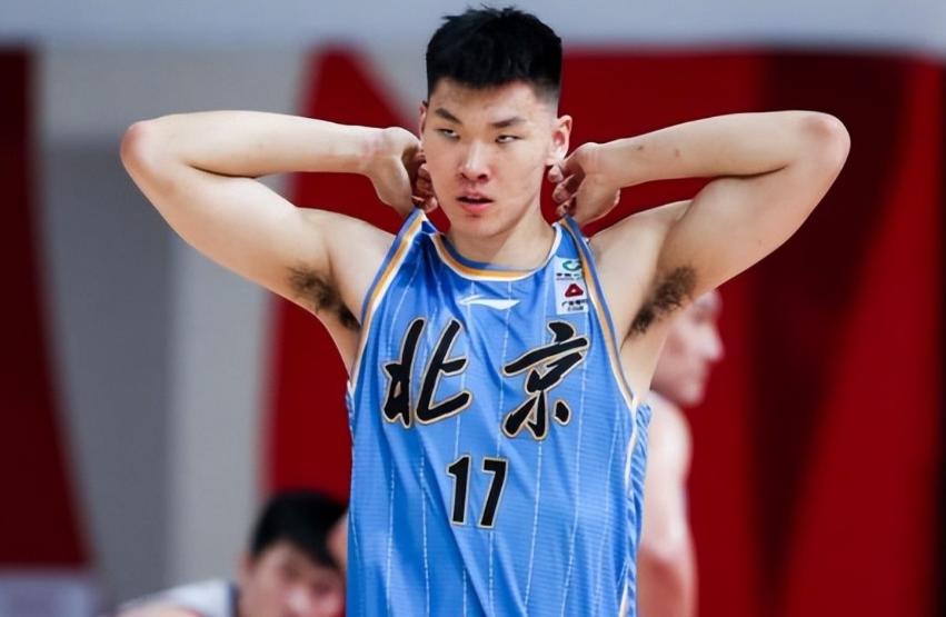 范子铭无人问津！输给天津男篮后，北京男篮教练许利民表示想不通。相对于上场比赛，