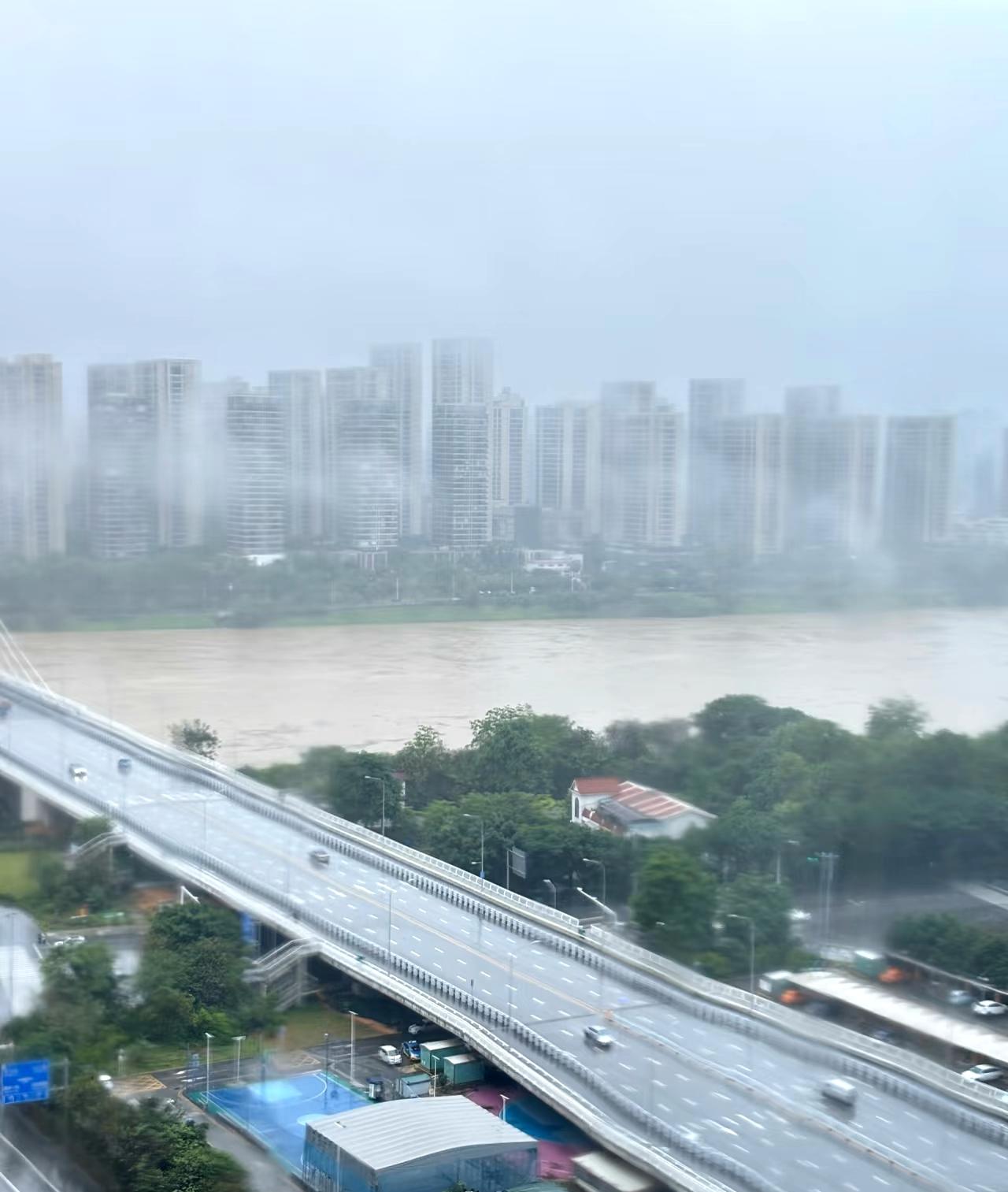 中国空置房子最多的10个城市1. 贵阳，空置率46.2%。2. 南昌，空置率