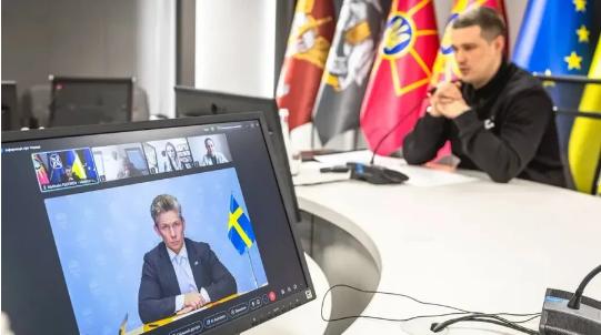 图文：瑞典将向乌克兰提供最大一笔军援武器装备包括防空系统雷达远程打击无人机