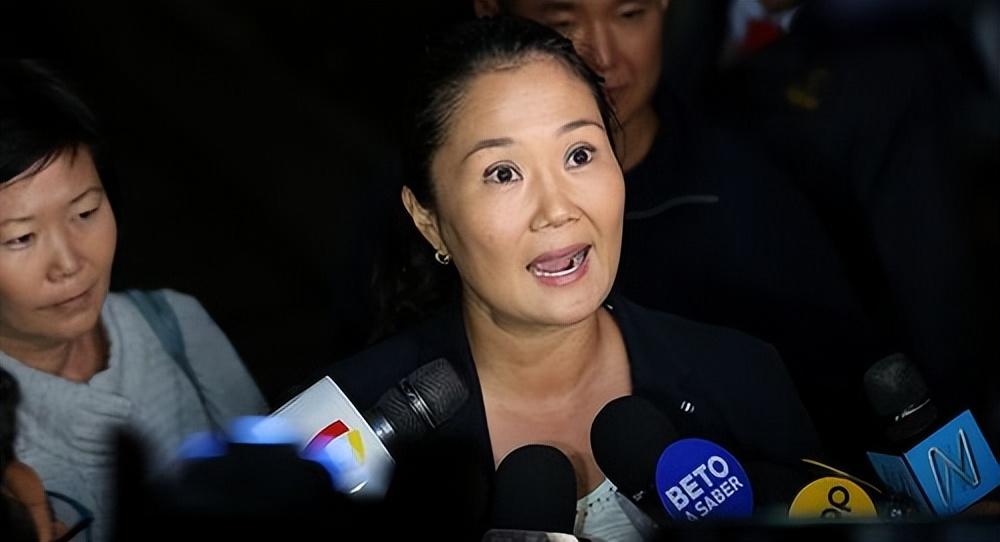 华盛顿这回算是彻底踢到了铁板！本以为砸下重金、扶持“自己人”就能把秘鲁的钱凯港