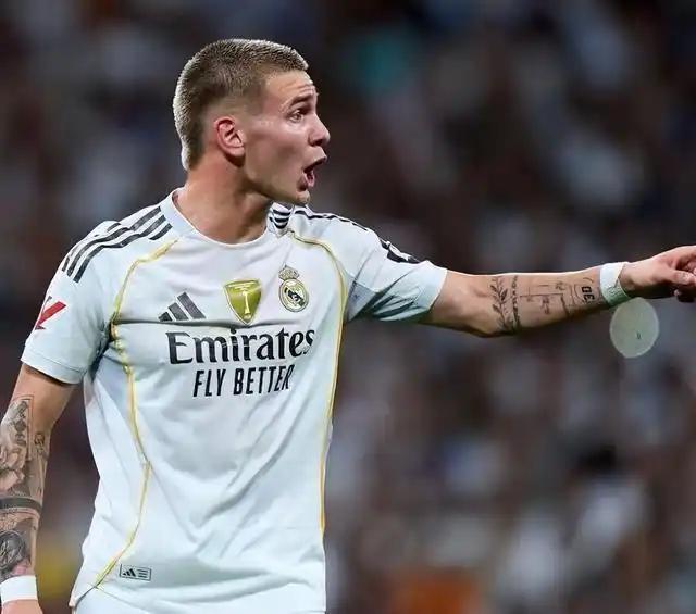 总不想直面问题，送走阿森西奥和卡马温加解决也不了现在姆巴佩和维尼修斯的共存，马斯