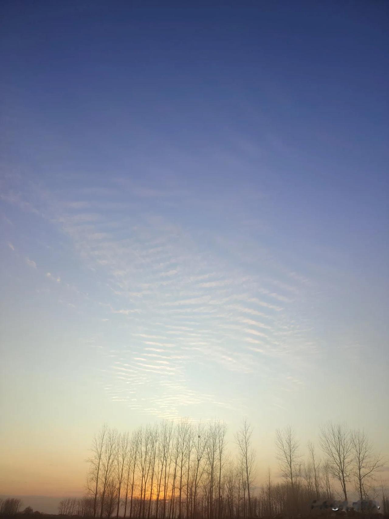 晚霞[赞]天空！