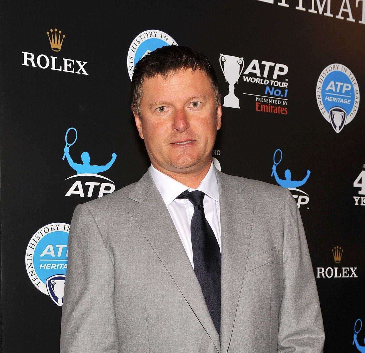 对于波塔波娃意外转籍奥地利，俄罗斯网球联合会副主席卡费尔尼科夫的反应不出所料地沉