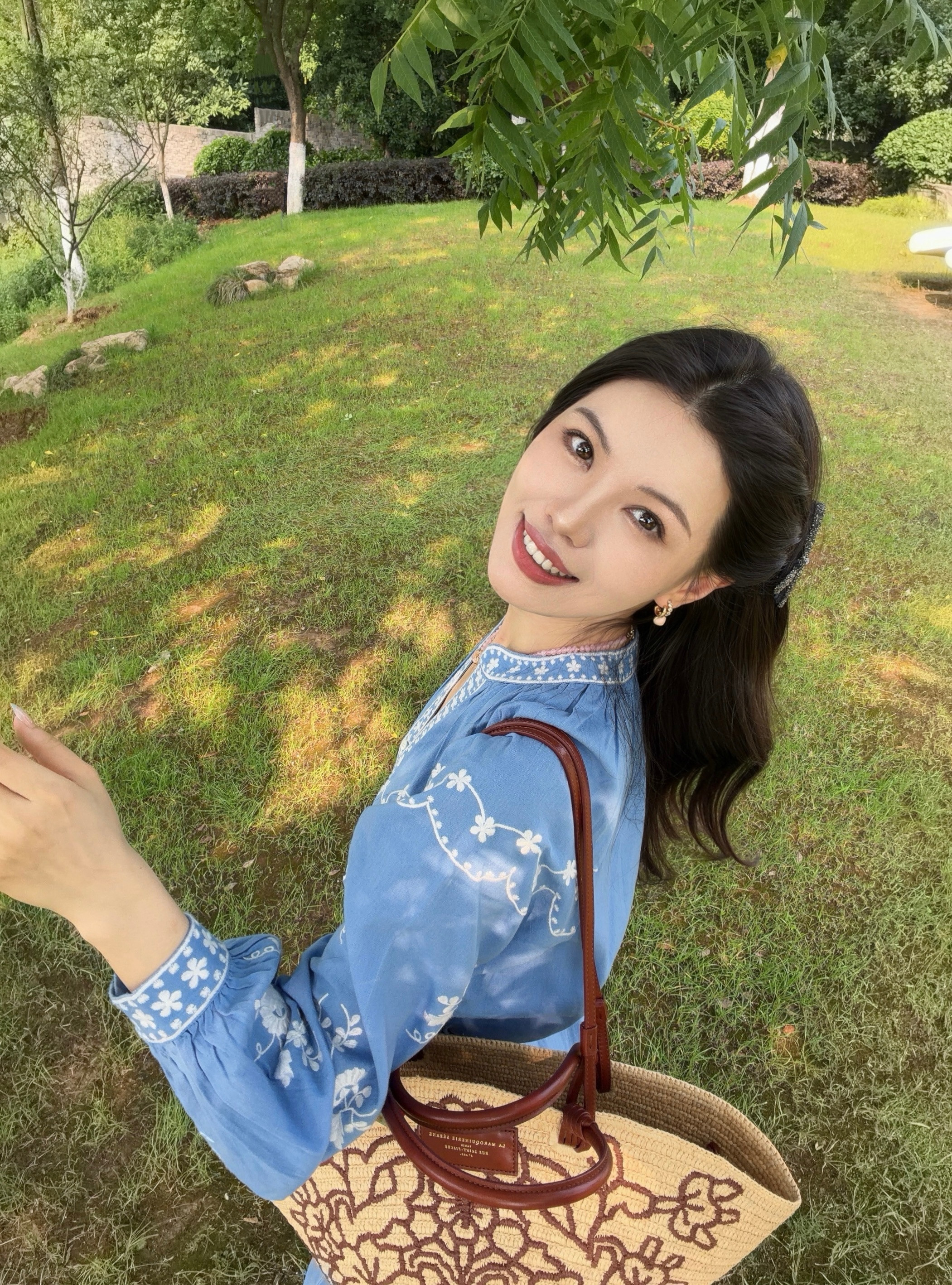 自由夏日🦋🌳今天穿什么