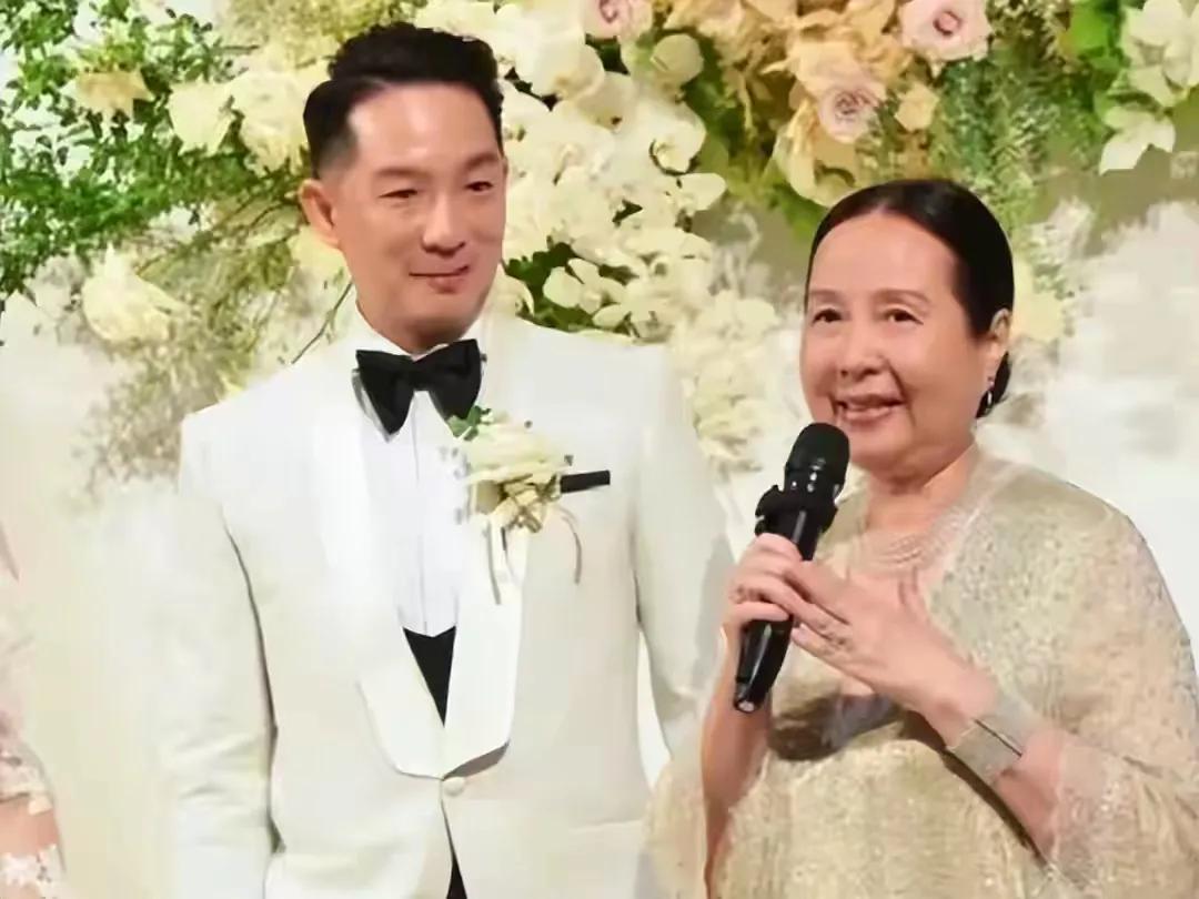 台湾省百亿总裁夫人徐莉玲向王菲道歉！此前，徐莉玲曾经发文，说王菲和谢霆锋共谋