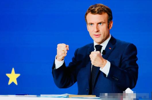 据法国媒体报道，法国总统马克龙公开表示，美国虽然是老牌强国，但现在对盟友有点爱搭