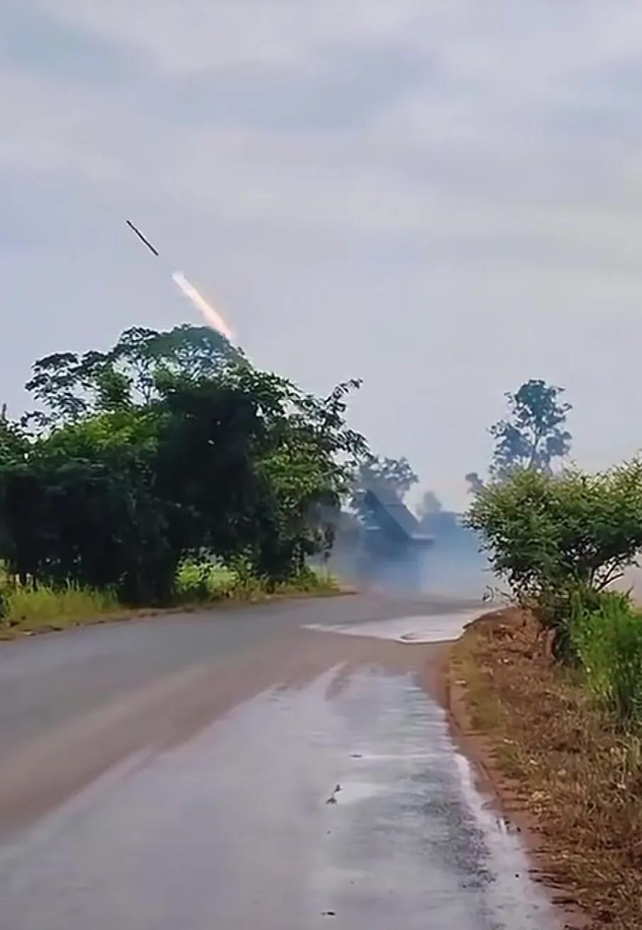 泰军的目标，可能是打掉柬埔寨两三个主力师，如果无法实现，也要争取重创柬军，这样才