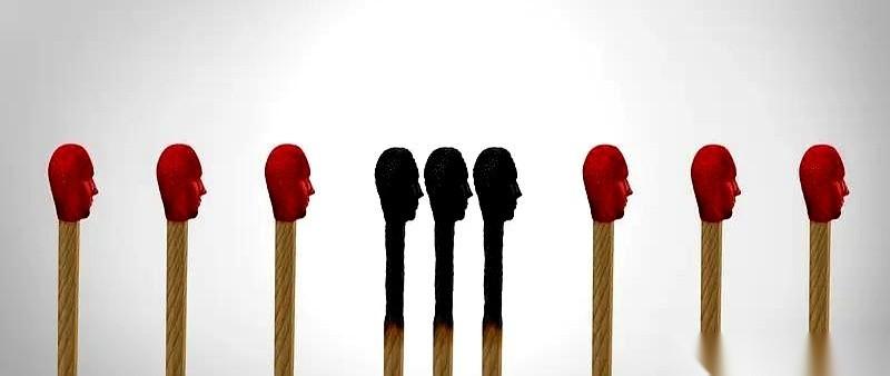 这些年见的人多了，越来越觉得，考察一个人到底靠不靠谱，其实就两把尺子。简历上那