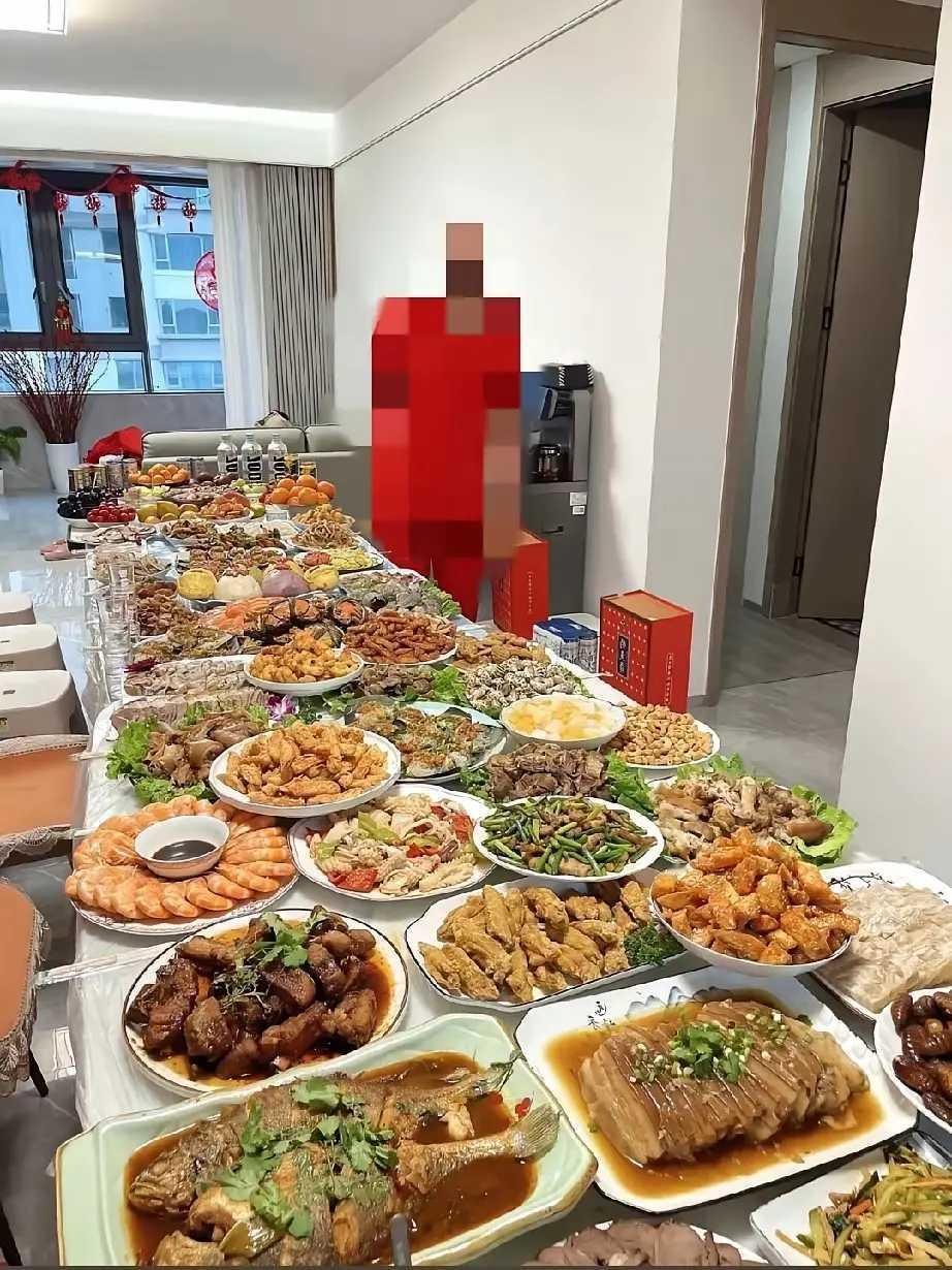 这才叫年夜饭！满汉全席，这得多少人。