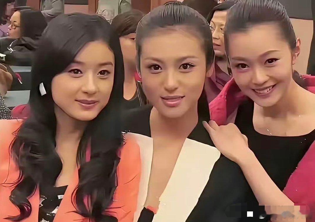 1、这又是啥新出的榜单呀？“视界之光”评选出了2025年的10部优秀电视剧，分别