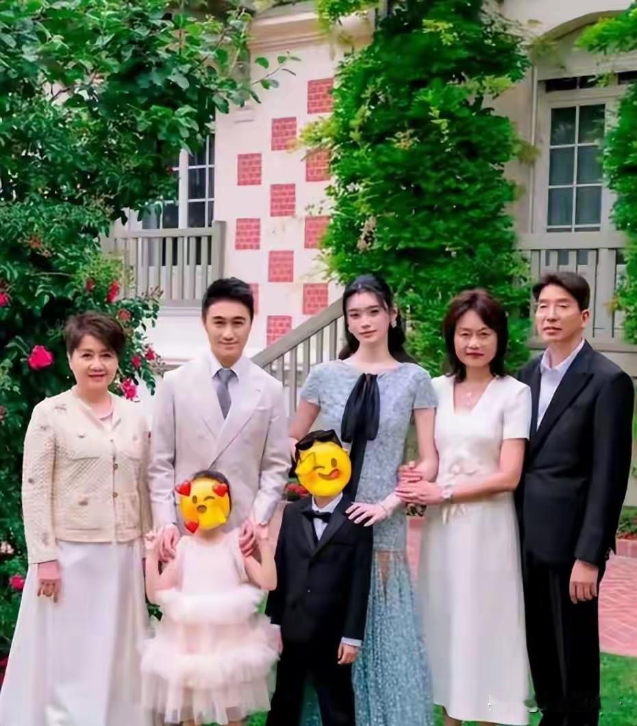 奚梦瑶说婆婆梁安琪五胎都是剖的，而且都没有坐月子，没想到梁安琪身体素质这么好，生