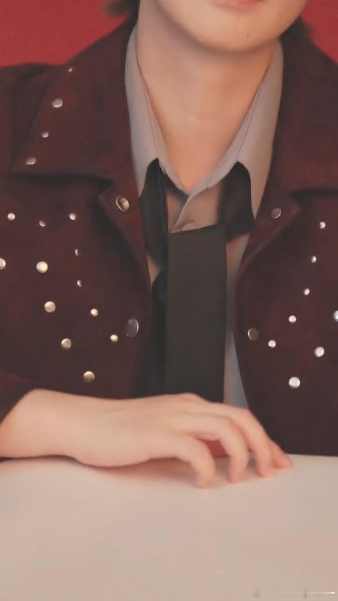 不知道，咪的身材很曼妙a2品牌推广大使王曼昱