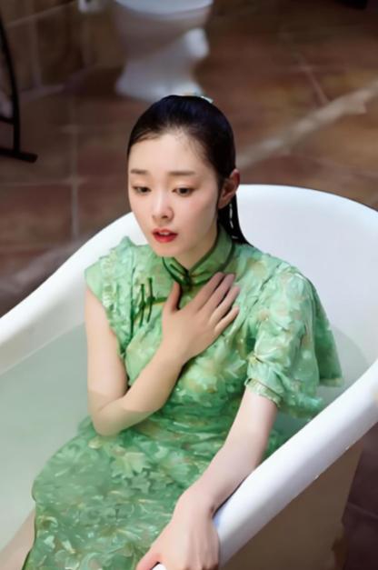 42集谍战大剧，宋轶韩栋领衔主演，多位老戏骨同台飙戏，剧情跌宕起伏，收视大爆，剧