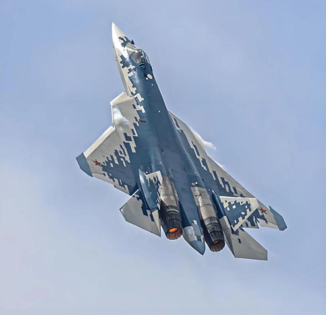 70亿美元、40架战机、1个纠结多年的选择、2个仅有的外购选项，印度空军的这笔大