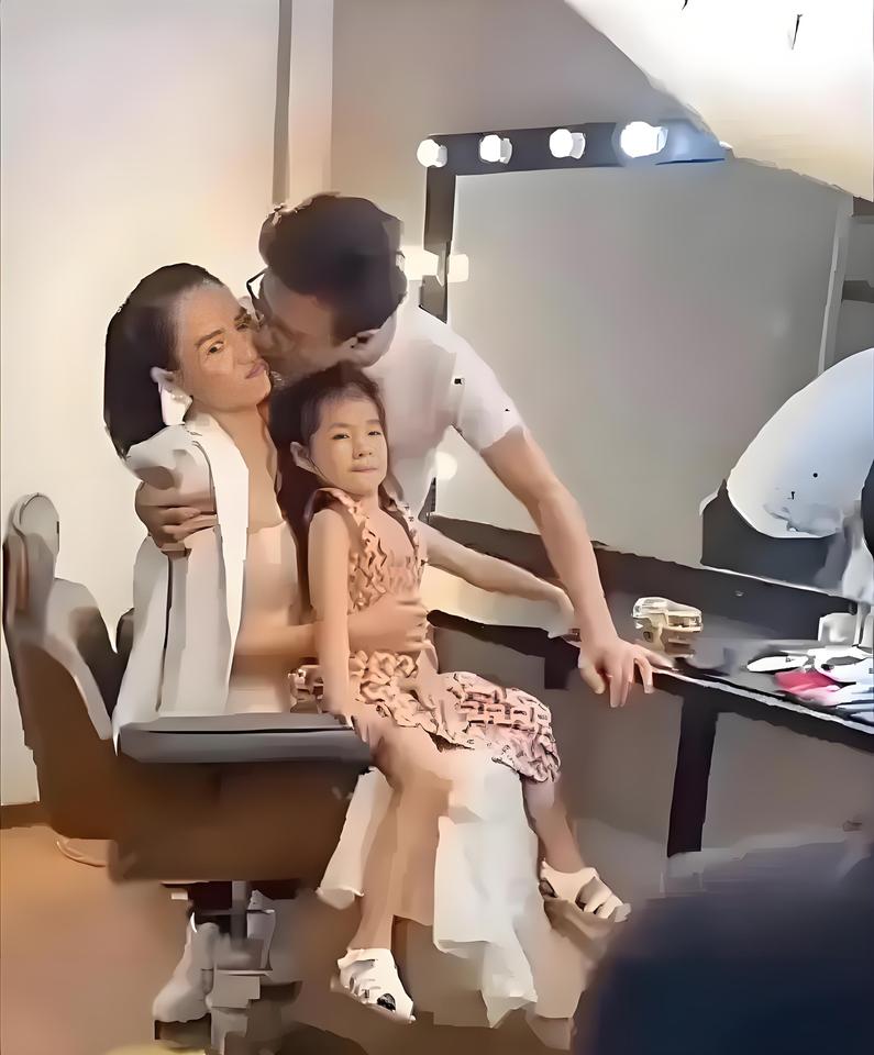 汪峰心痛的无法呼吸！原来，他和章子怡离婚的真相，不是专辑卖不动，也不是上不了