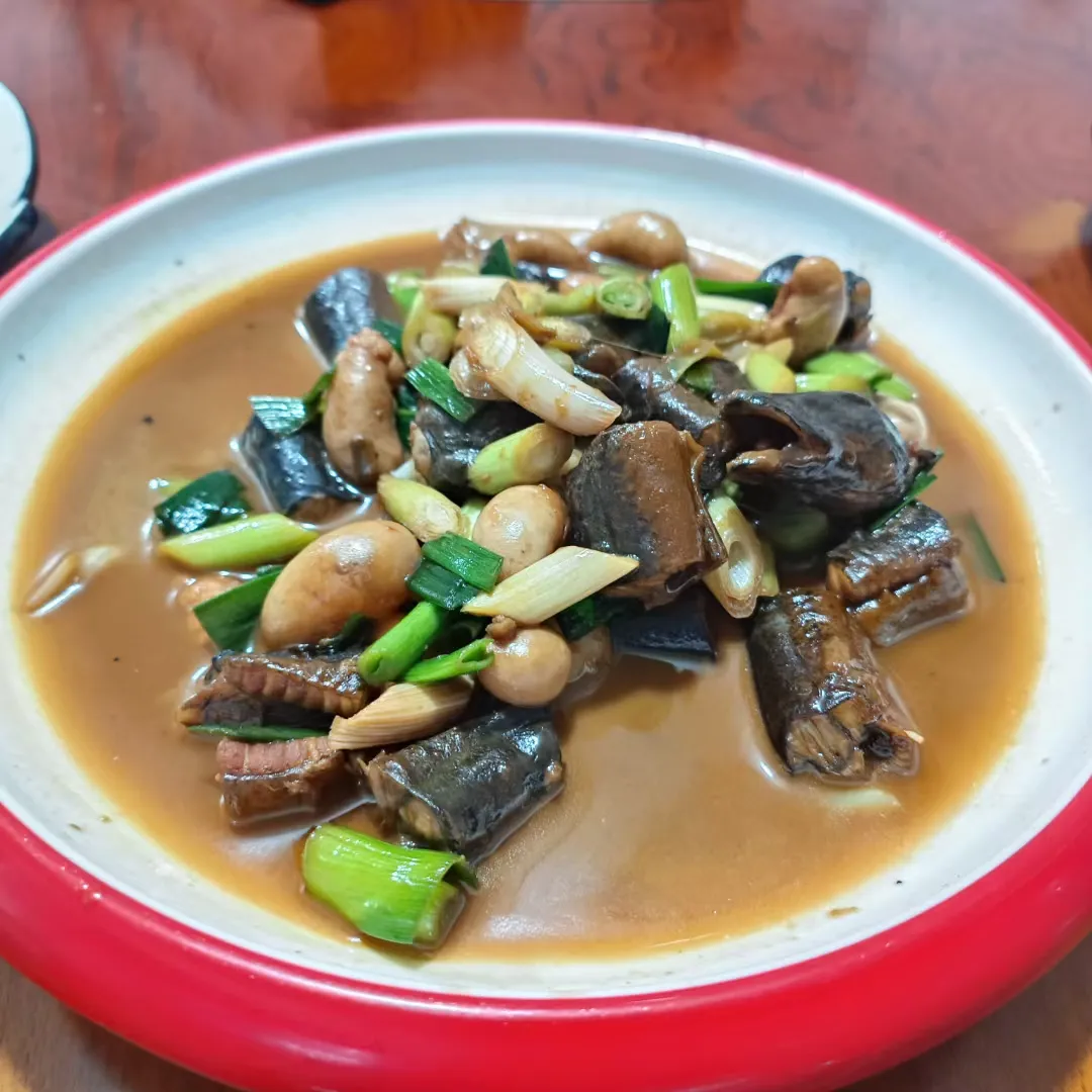 今天点菜的兄弟够硬，这菜也敢点，今晚得优着点。