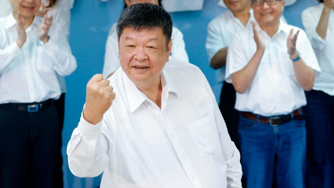 蓝硬汉民代，要羞红赵少康的脸蓝营党团就防务预算版本问题仍未达成一致，但也没