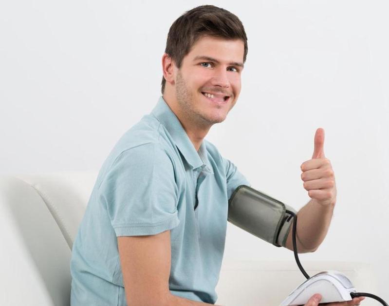 血压与早起有关？医生再三提醒：过了60岁，牢记早起6不要！清晨，对60岁以上