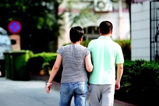 这两天表妹太闹心了，昨天打电话向我哭诉：婆婆胃癌晚期，时日不多了，可这两天突