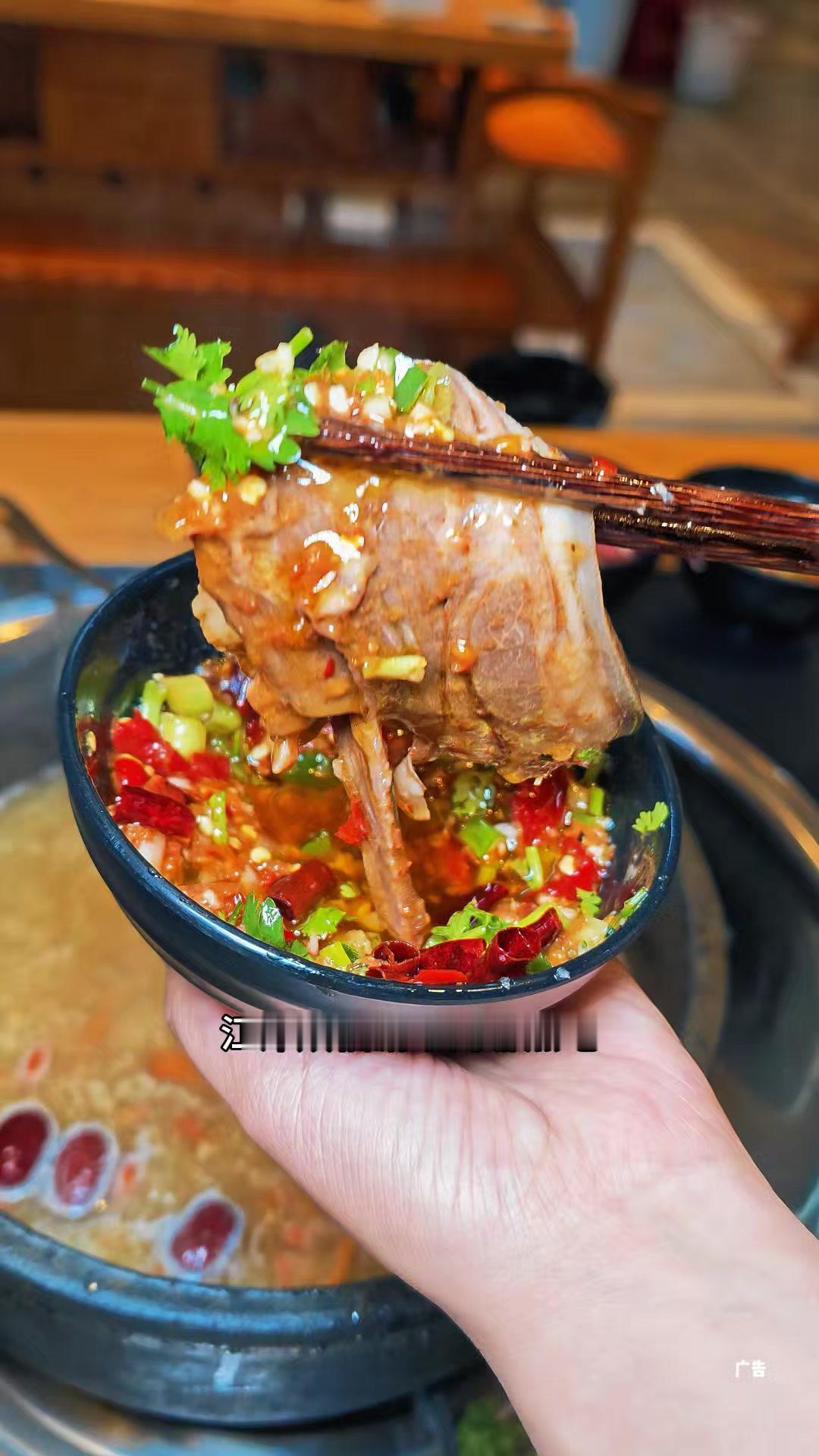 江津双福火锅党集合！1️⃣108元2-3人餐，羊杂拼盘里羊肝、羊肺、羊肚子都有，