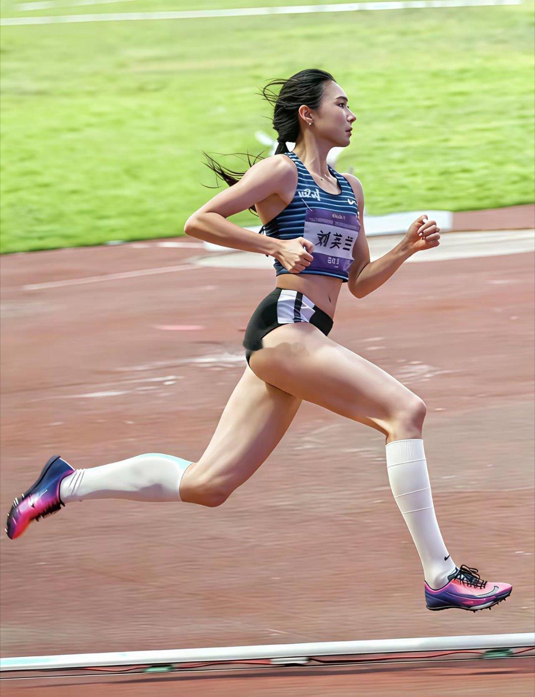 豹系身型，身瘦腿强全运会400米，川妹子刘英兰，20岁，172cm